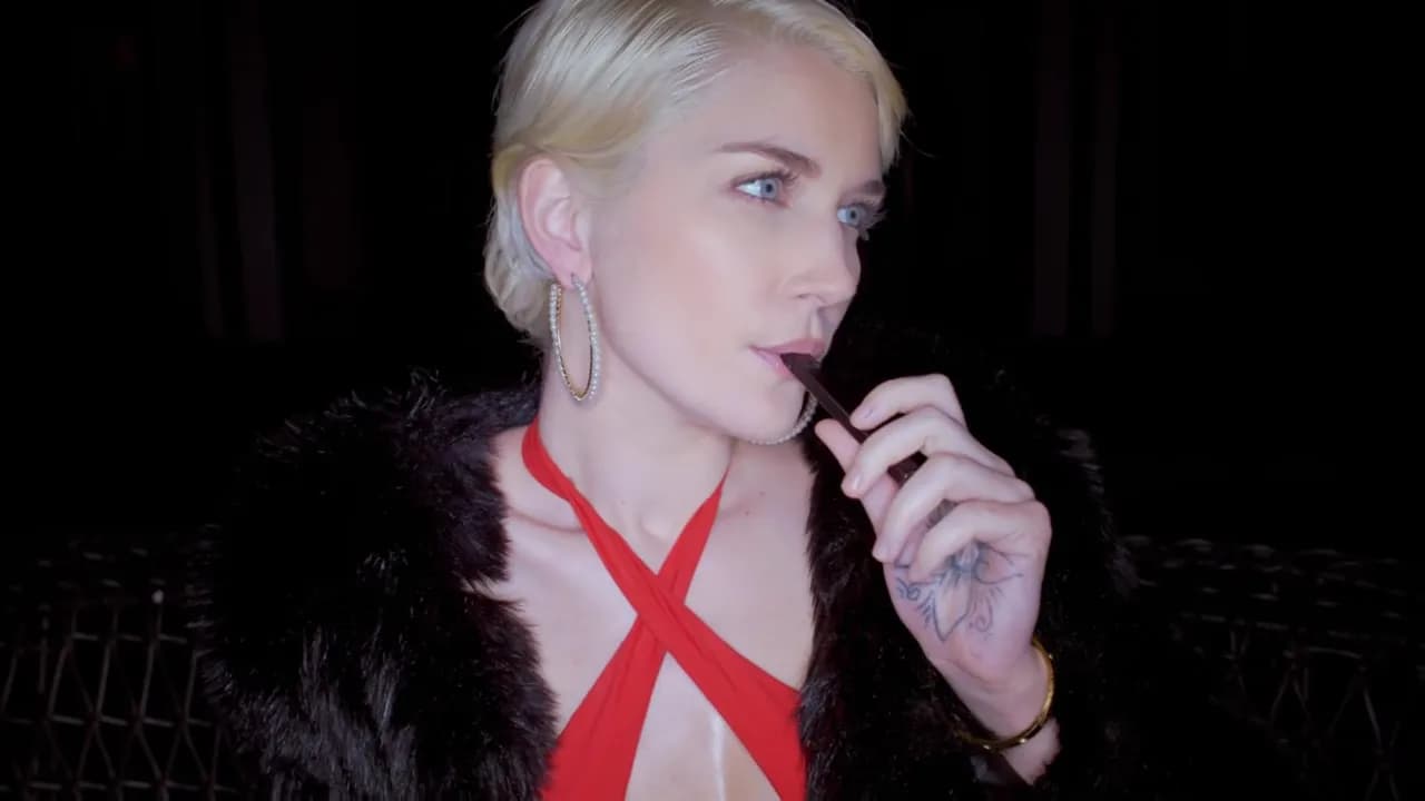 White Girl In Threesome With Two Big Black Cocks