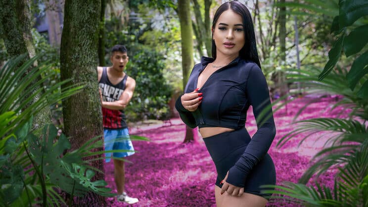 Yennifer T - Youre Way Hotter Than She Is I Came Inside Of My Girlfriends Stepmom (yennifer T Debut) With Mia Mi And Cristian Tanner
