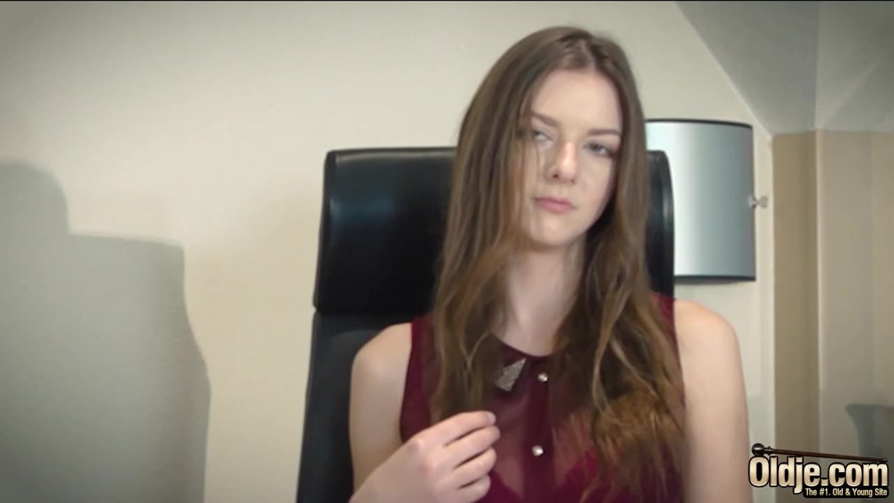 Naive babe got by her colleague from work, who just wanted to fuck her pussy