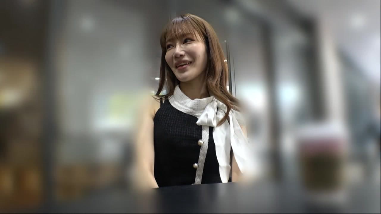 高飛車そうな美女ほど、屈服させたい。酒と妄想とスパンキングを愛する華奢なアパレル店員が