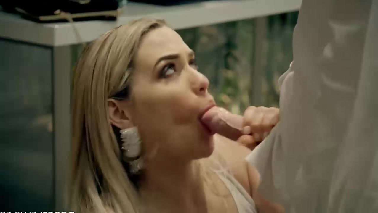Mia Malkova finished the job
