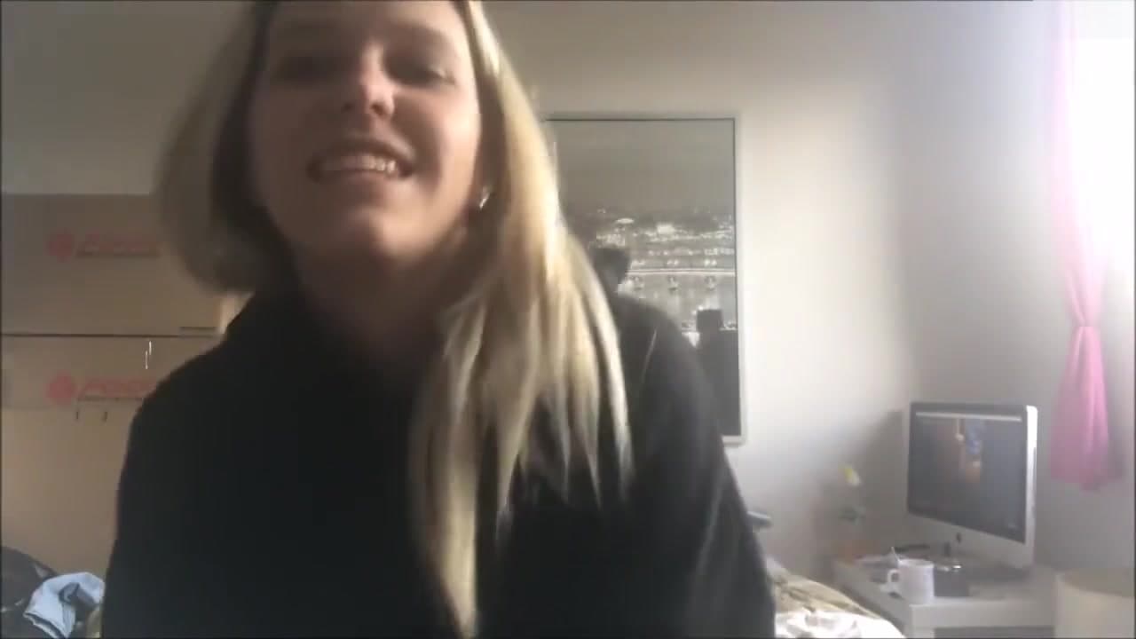 teen 18+ Dirty Talk bis zum Orgasmus